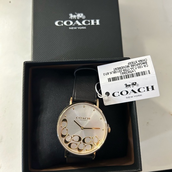 Coach Watch - Picture 1 of 3